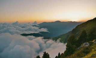  大半夜能让我湿文字：深夜写作灵感爆发的秘密（大半夜能让我湿文字）